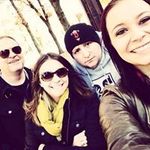Kris Foley - @mommakfoley - Instagram
