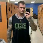 Carlos Kris Hendrix - @carlkris5 - Instagram