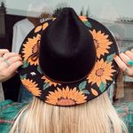 Kris Mason - @krismasondesigns - Instagram
