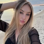 @kris.moon_ - Instagram
