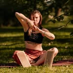 Kris Moon - @moon.sadhubalance - Instagram