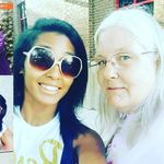 Kris Swenson - @movingonupmama - Instagram