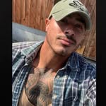 @krist.ravis - Instagram