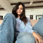 Krishna Bhatt Sarda - @krishnavbhatt - Instagram