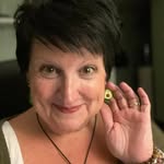 Kriss Scott - @rellashouse - Instagram