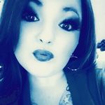 Krista Ash - @kritkrat22___ - Instagram