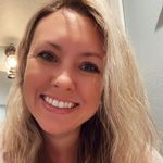 Krista Hunter - @paradiseromcombooks - Instagram
