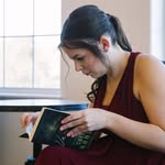 Kristen Block - @theblockshelf - Instagram