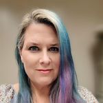 Kristi Holcomb Bennett - @kholcomb26 - Instagram