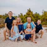 Kristin McFarlane Guesfeird - @marykris10g - Instagram