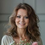 Kristin Rhodes Meadows - @kristin.meadows.777 - Instagram