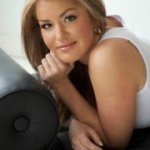 Kristin Pollock - @kristin390 - Instagram