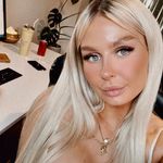 Kristina Burrows - @kristinaburrows_ - Instagram