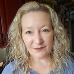 Kristy Kramer - @kristyvotesforwine - Instagram