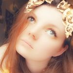 Christy Perdue - @lovemoon.93 - Instagram