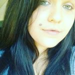 Crystal Lynn Belcher - @crysavvy0221 - Instagram