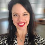 Krystal Browning - @flourishskintherapy - Instagram