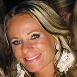 Crystal Chaney Robertson - @doxies1113 - Instagram
