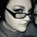 Crystal Schafer - @queenie_eevie - Instagram