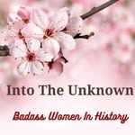 Krystal Vigue - @into_theunknownpod - Instagram