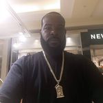Kurt Davis - @numoney2300 - Instagram
