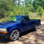 kurt gordon - @lil_bluetruck - Instagram