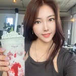 Louise - @kylamason - Instagram