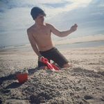 Kyle Bailey - @themodrnkyle - Instagram