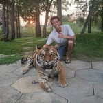 Kyle Pang Ching - @kyle.ching - Instagram
