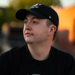 Kyle Devine - @kyle.nice17 - Instagram