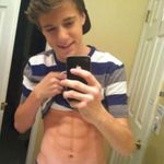 Kyle Hamblin - @kylex130 - Instagram