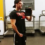 Kyle Pike - @kyle.pike.92 - Instagram