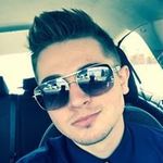 Kyle Womack - @this_white_guy_again - Instagram