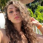 Kylie Holmes - @aka_lilky - Instagram