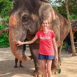Kylie Perry - @kylie.perry.121 - Instagram