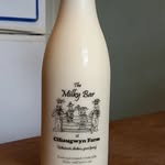 Kylie Wiggins - @milkybarfarm - Instagram