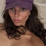 𝚔𝚢𝚛𝚊 𝚌𝚎𝚕𝚒𝚗𝚊 🦦🌞 - @kyra_hesse - Instagram