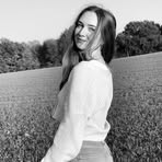 Kyra Le - Facebook
