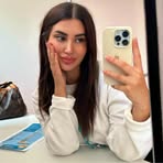 Kyra Le - Facebook