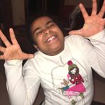 Kyra Wells - @kyra.loves.cats - Instagram