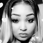 Kyrie King - @cherrieskissdom - Instagram