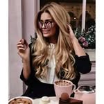 Lacey Armstrong - @lacey_or_amy - Instagram