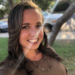 Lacey Asher - @laceysleashes - Instagram