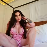 Lacey Barron - @nubufexir - Instagram
