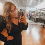 Lacey Beeson - @laceylue85 - Instagram