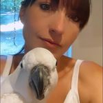 Lacey Bird - @milanowinery - Instagram