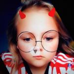 Lacey Bond - @laceybond63 - Instagram