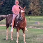 Lacey Braswell - Facebook