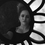 Lacey Hill - @laceyhillphotography - Instagram