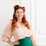 Lacey Loop - @thepinuprealtor1 - Instagram
